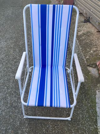 Se vende conjunto de cinco sillas y mesa