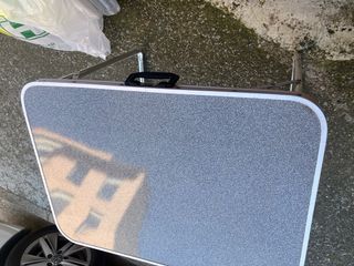 Se vende conjunto de cinco sillas y mesa