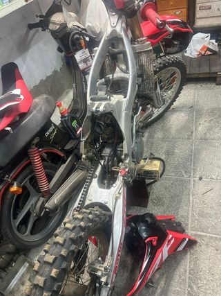 Honda CRF 250 4T Motocross  Precio negociable