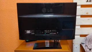 Televisor LG 25 LED MOD. M2550D