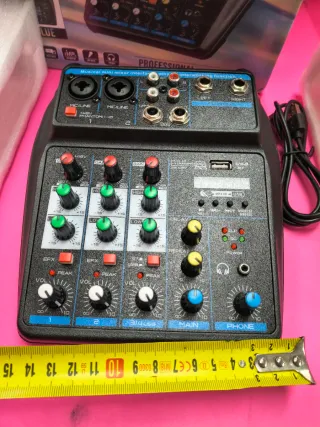 Mesa de mezclas musical nueva