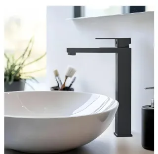 Rubinetto Nero in Acciaio Inox, Canna 240mm