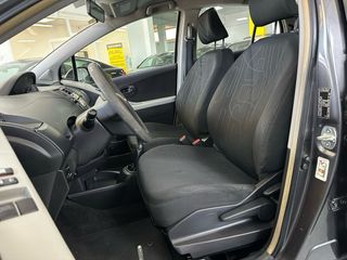 Toyota Yaris 2011 1.0 VVT-i 70cv gasolina 5p