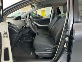 Toyota Yaris 2011 1.0 VVT-i 70cv gasolina 5p