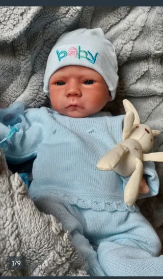 Reborn Bebe niño o niña silicona platino