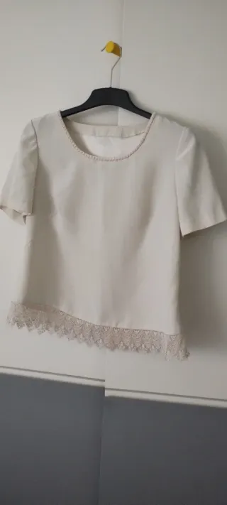 Blusa Top beige con puntilla XL Elegante