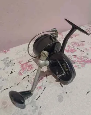 Carrete vintage Mitchell 306