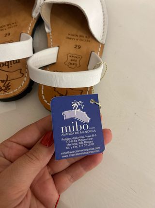 Menorquinas piel blancas talla 29