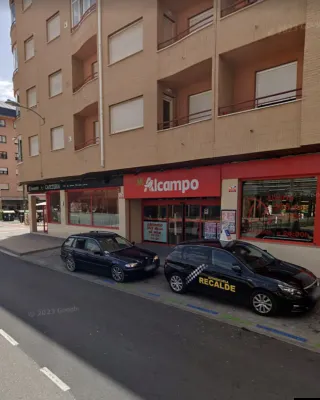 Alquilo garaje Calle Burgo Osma 54 de Aranda Duero
