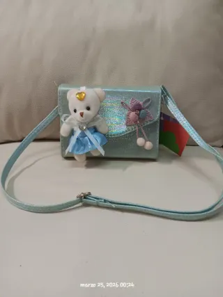 Bolso infantil plateado con osito