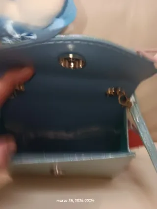 Bolso infantil plateado con osito