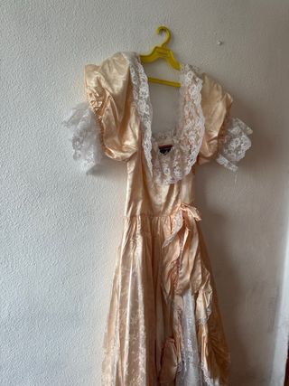 Abito d'epoca beige taglia M