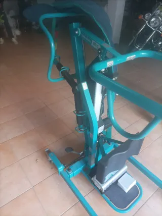 Bipedestador / Grúa convertible