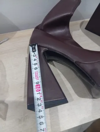 Botines marrones con plataforma y tacón