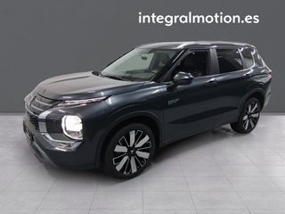 Mitsubishi Outlander PHEV Kaiteki 4WD