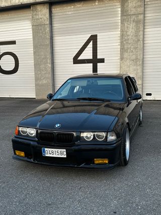BMW E36 328i