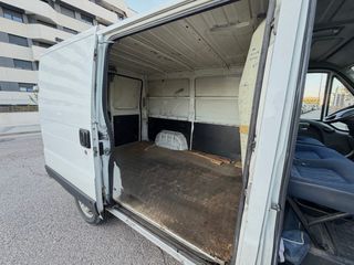 Peugeot BOXER 2.2 HDI 100cv. FURGON  2005