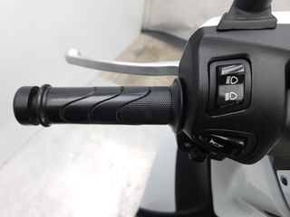 HONDA SCOOPY SH 125I 2016 14203 kms.