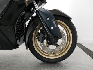 YAMAHA X-MAX 300 TECH MAX 2023 7313 kms.
