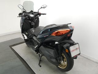 YAMAHA X-MAX 300 TECH MAX 2023 7313 kms.