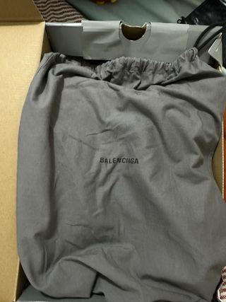 Balenciaga Triple S Talla 46 Beige/Gris