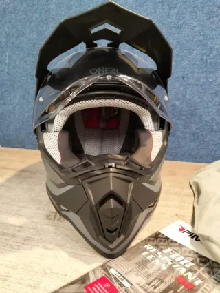 O'NEAL Unisex – Adulto Sierra Helmet R V.23 Casco