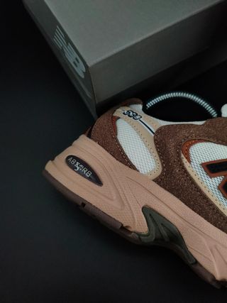 New Balance 530 Marrón Tostado Talla 38.5