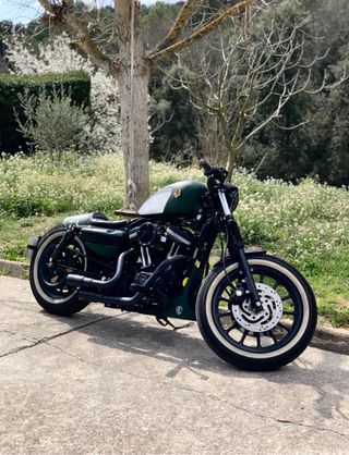 Harley davison Sportster 883-R