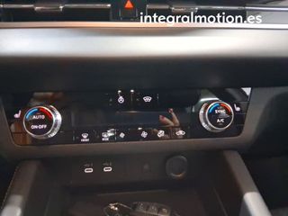 Mitsubishi Outlander PHEV Kaiteki 4WD