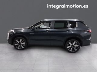 Mitsubishi Outlander PHEV Kaiteki 4WD