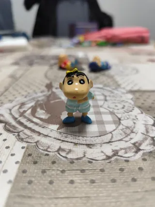 Lote 5 figuras Shin-Chan Kinder