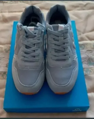 Zapatillas MTNG Talla 39