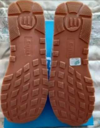 Zapatillas MTNG Talla 39