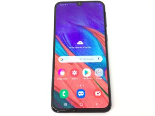 samsung galaxy a40 64gb 4ram