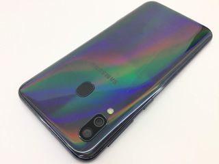 samsung galaxy a40 64gb 4ram