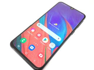 samsung galaxy a40 64gb 4ram