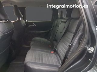 Mitsubishi Outlander PHEV Kaiteki 4WD