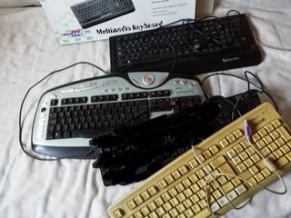 4 teclados MULTIMEDIA Scaytec NUEVO (USB y PS2)