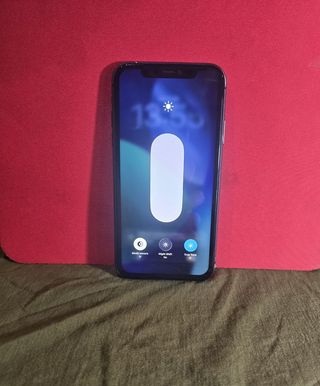 iPhone 11 Negro / 64GB