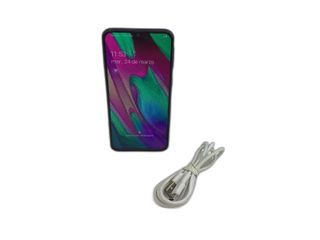 samsung galaxy a40 64gb 4ram