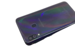 samsung galaxy a40 64gb 4ram