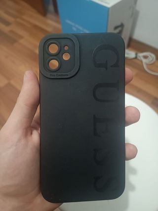 Funda Guess iPhone 11