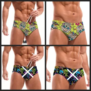 Costumi da bagno uomo con teschi multicolore