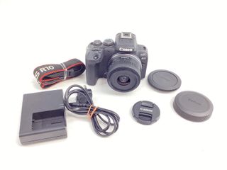 camara digital evil canon eos r10