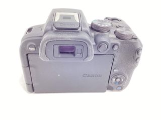 camara digital evil canon eos r10