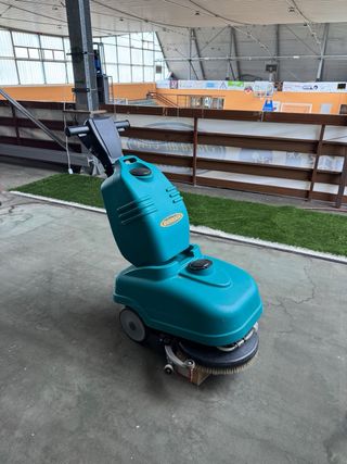 Lavasciuga pavimenti industriale Eureka