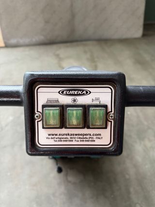 Lavasciuga pavimenti industriale Eureka