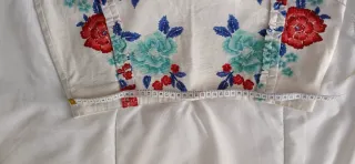 Falda floral blanca y rosa Talla s