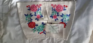 Falda floral blanca y rosa Talla s