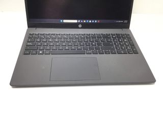 pc portatil hp 255 g10 / ryzen 3 7330u / 32gb ram / 256gb ssd